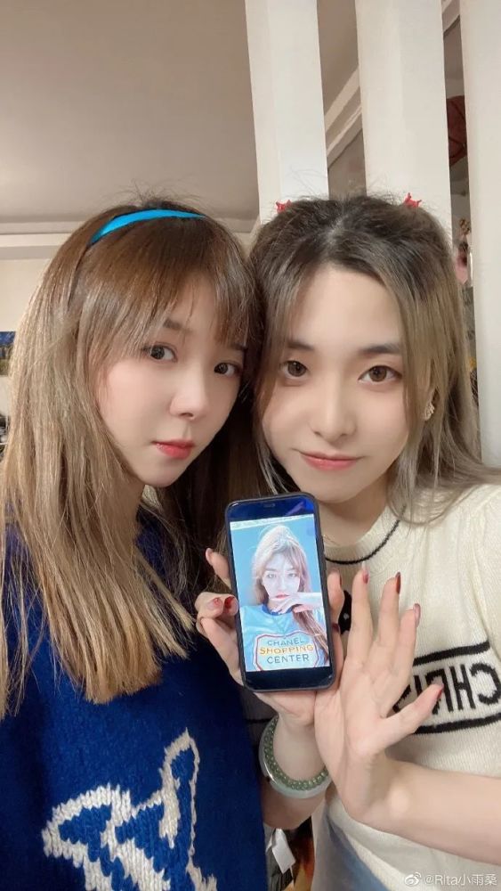 包含TheShy重返赛场，出色防守首场状态出色，独行侠观众沸腾！的词条