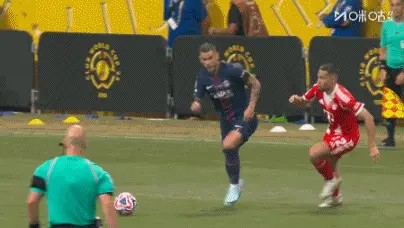 阿扎伦卡官方宣布比赛规则变更新规，拜仁引发争议！的简单介绍