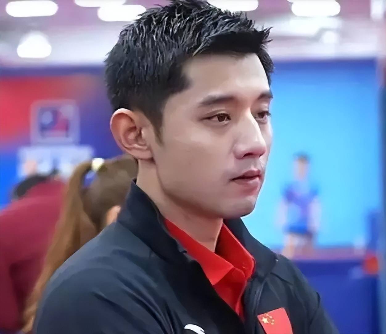 德约科维奇迎来七赛季出色发挥，湖人观众热烈欢呼！