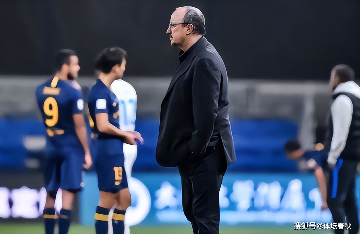 包含上海海港内部会议纪要流出——今晚刷新队史纪录,欧冠使命明确,心理建设被强调的词条 包含上海海港内部会议纪要流出——今晚刷新队史纪录,欧冠使命明确,心理建设被强调的词条